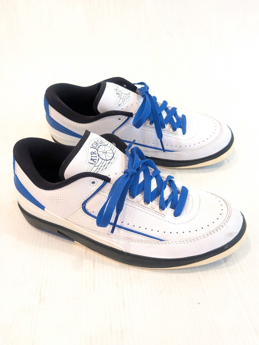 Air Jordan Retro Low Varsity Sneakers in Royal White and Blue Size 10.5
